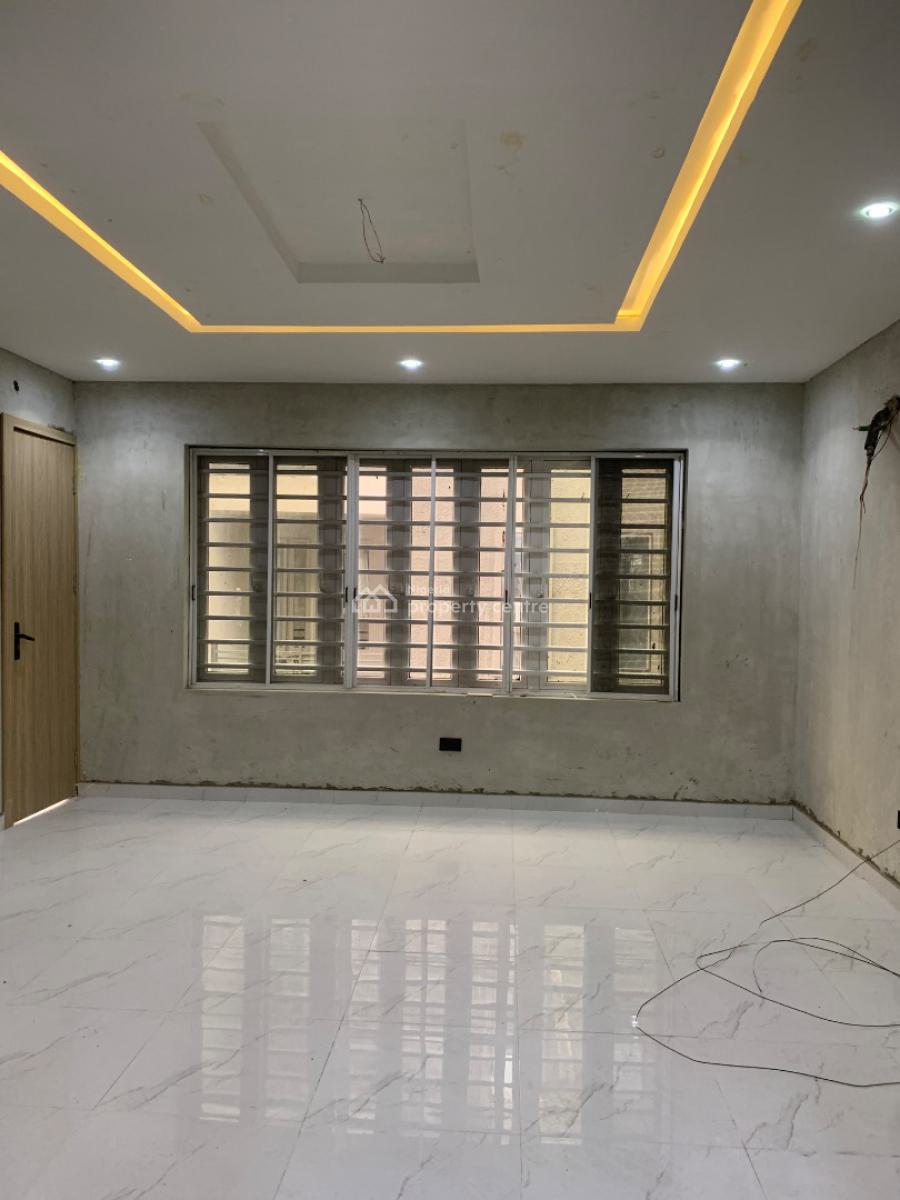 Luxury and Spacious 5 Bedroom Maisonette, Lekki Phase 1, Lekki, Lagos, House for Sale