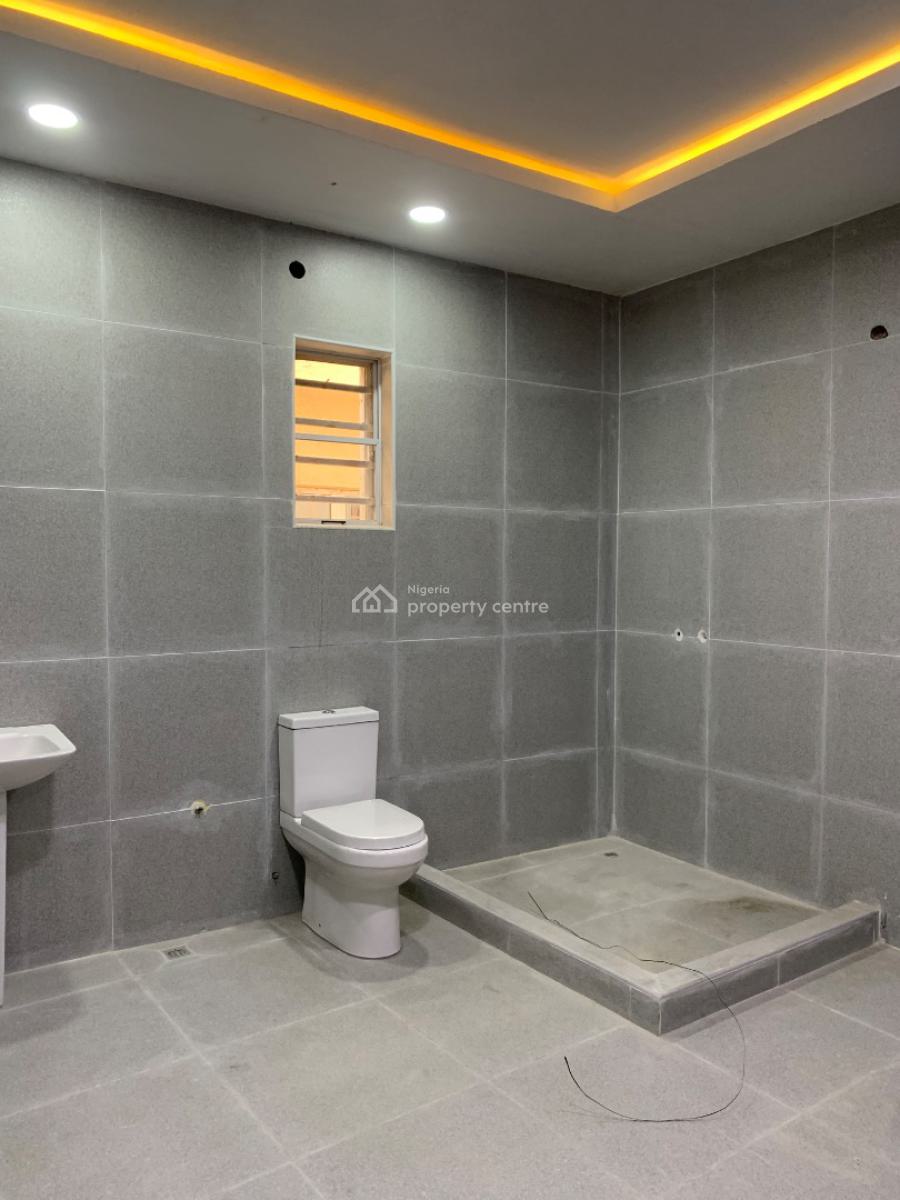 Luxury and Spacious 5 Bedroom Maisonette, Lekki Phase 1, Lekki, Lagos, House for Sale