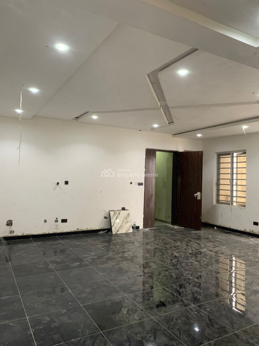 Luxury and Spacious 3 Bedroom Apartment, Lekki Phase 1, Lekki, Lagos, Flat / Apartment for Sale