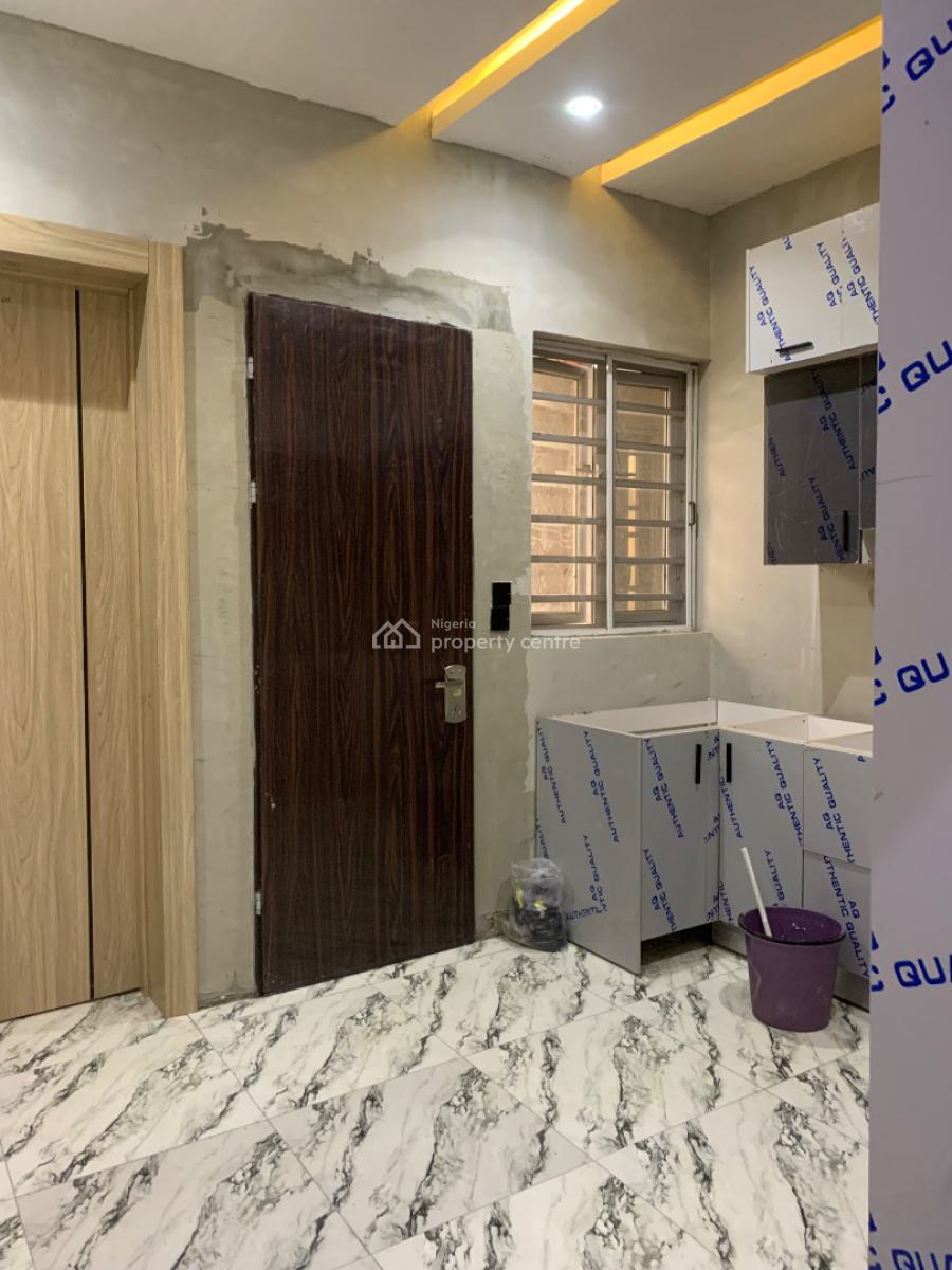 Luxury and Spacious 3 Bedroom Apartment, Lekki Phase 1, Lekki, Lagos, Flat / Apartment for Sale