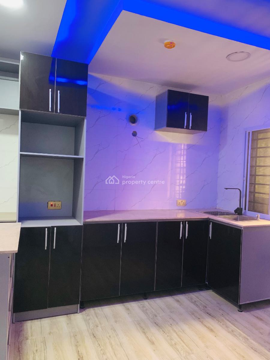 Luxury and Elegant 2 Bedroom Apartment with a Bq, Lekki Phase 1, Lekki, Lagos, Flat / Apartment for Sale