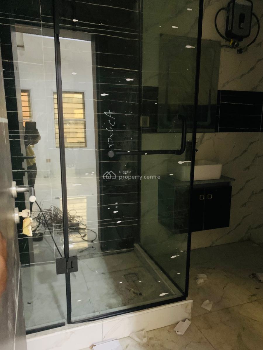 Luxury and Elegant 2 Bedroom Apartment with a Bq, Lekki Phase 1, Lekki, Lagos, Flat / Apartment for Sale