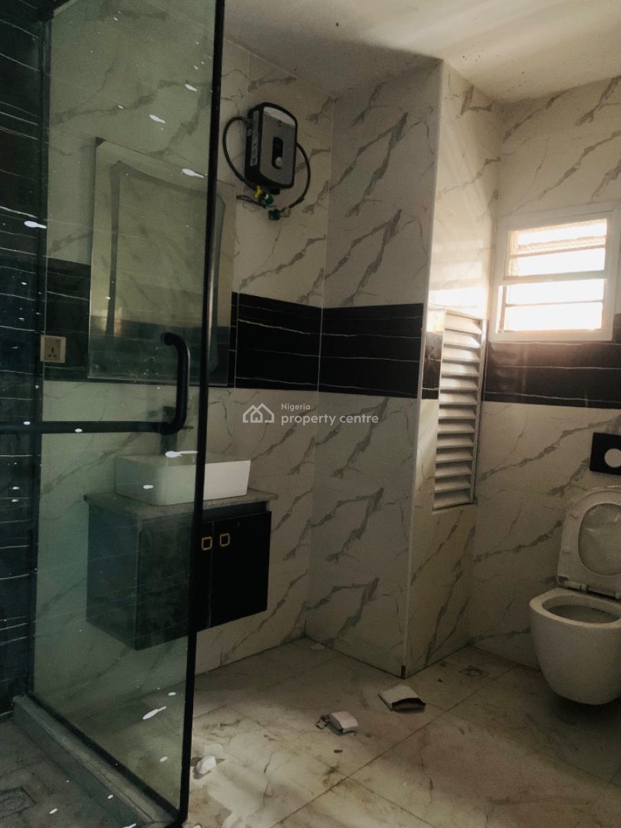 Luxury and Elegant 2 Bedroom Apartment with a Bq, Lekki Phase 1, Lekki, Lagos, Flat / Apartment for Sale