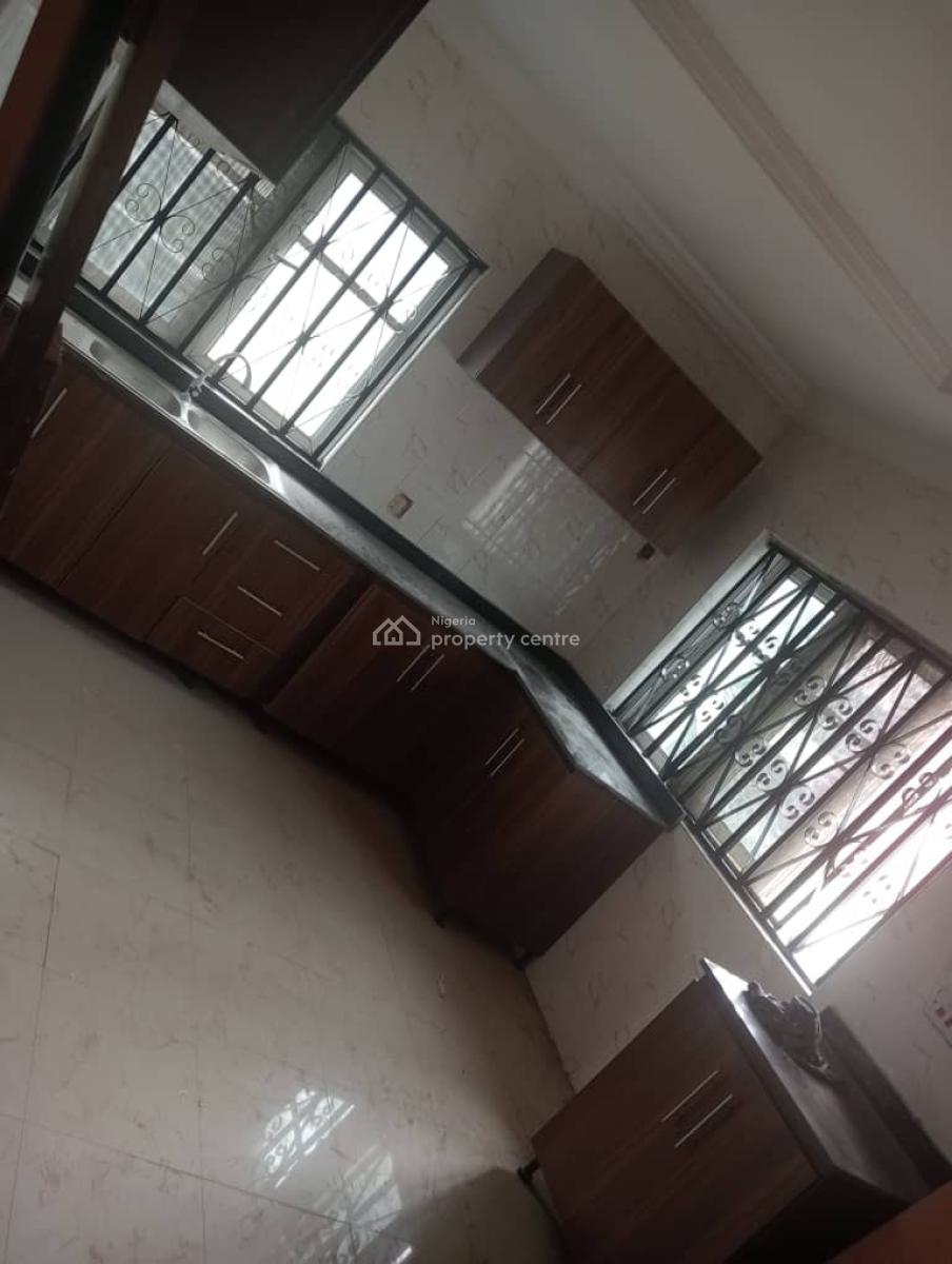 Luxury 3 Bedroom Flat, Gra Phase 1, Magodo, Lagos, Flat / Apartment for Rent