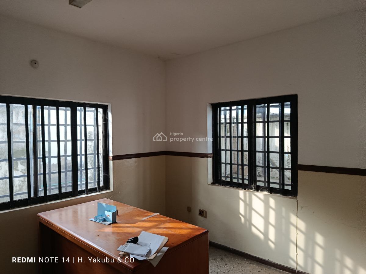 4bedroom Semi-detached Duplex with 2rm Bq, Wuse Zone4, Zone 4, Wuse, Abuja, Semi-detached Duplex for Rent