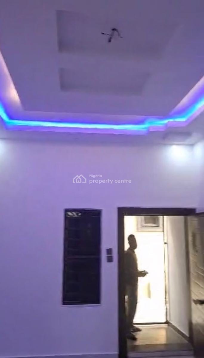 Relatively New 3 Bedroom Terraced Duplex, Medina Estate, Medina, Gbagada, Lagos, Terraced Duplex for Rent