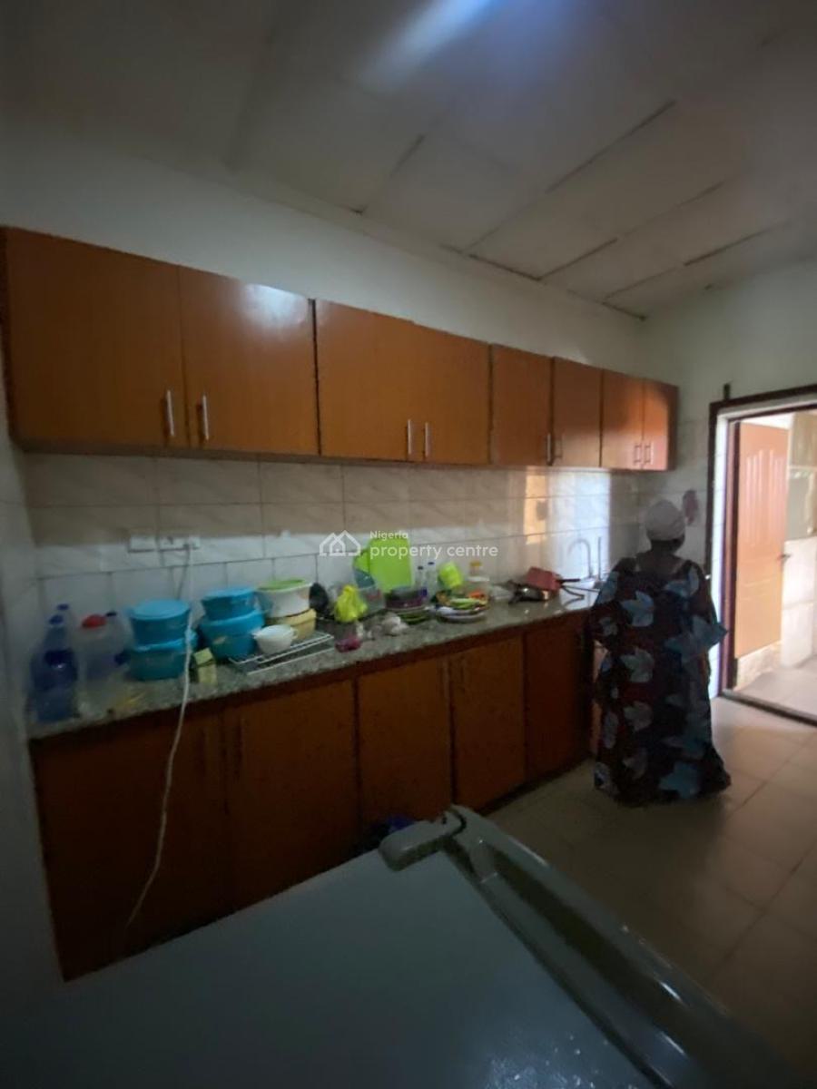 Well Finished Three Bedroom Flat, Old Cbn Quarters, Garki, Abuja, House for Rent