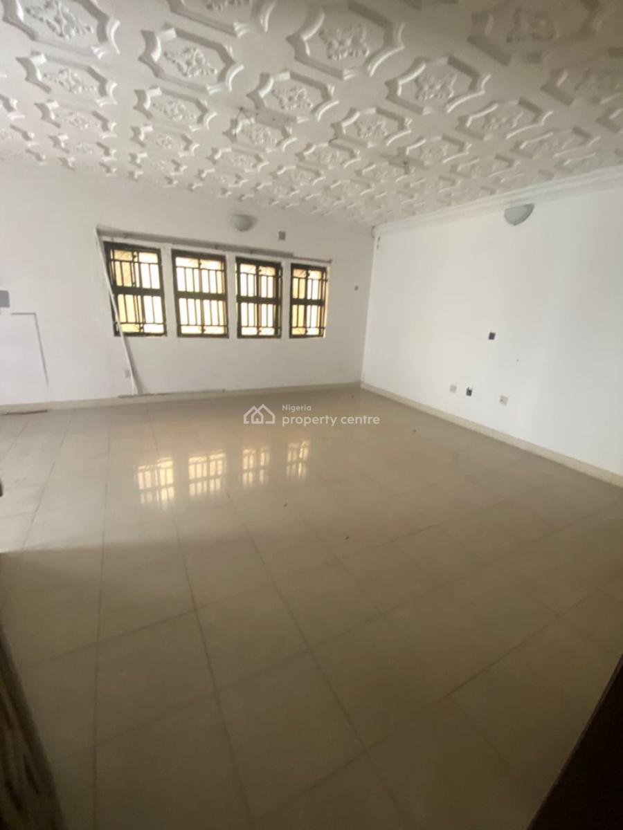Restructured 5 Bedroom Semi-detached Duplex with Bq, Lekki Phase 1, Lekki, Lagos, Office Space for Rent