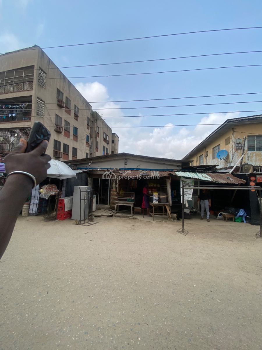 Dilapidated Bungalow in a Secured & Accessible Area, Off Odudua Street, Kilo, Surulere, Lagos, Detached Bungalow for Sale