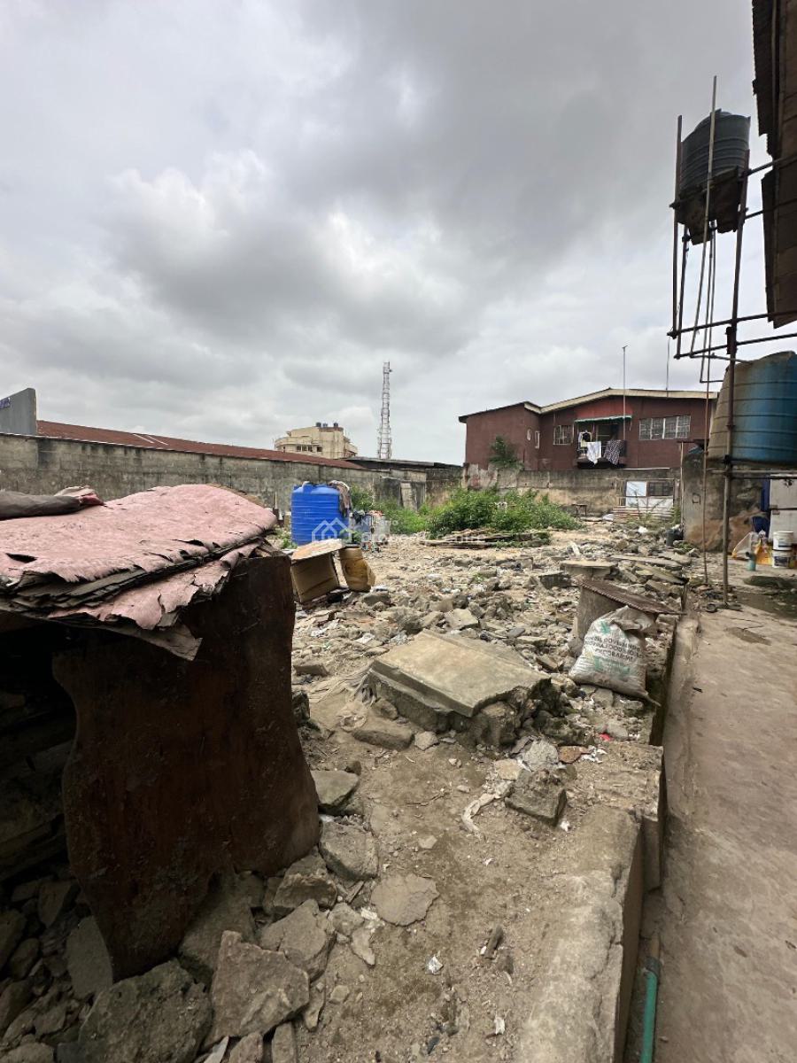 a 380sqm Plot Available in an Environment Suitable for Development, Abule Ijesha, Yaba, Lagos, Residential Land for Sale