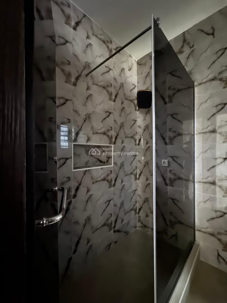 Ensuite 2 Bedroom Apartment, Ilaje, Ajah, Lagos, Block of Flats for Sale