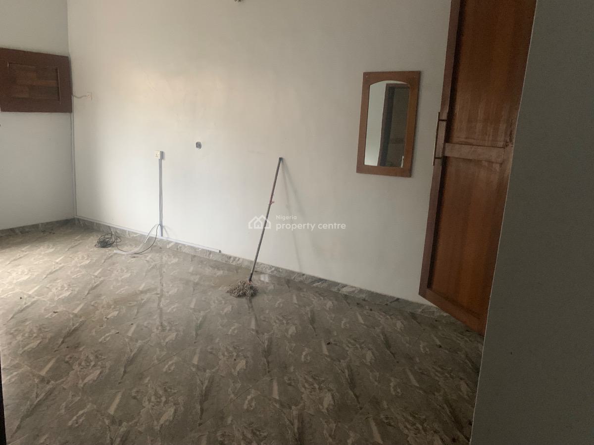 Well Maintained 3 Bedrooms Flat, Ikeja Gra, Ikeja, Lagos, Flat / Apartment for Sale