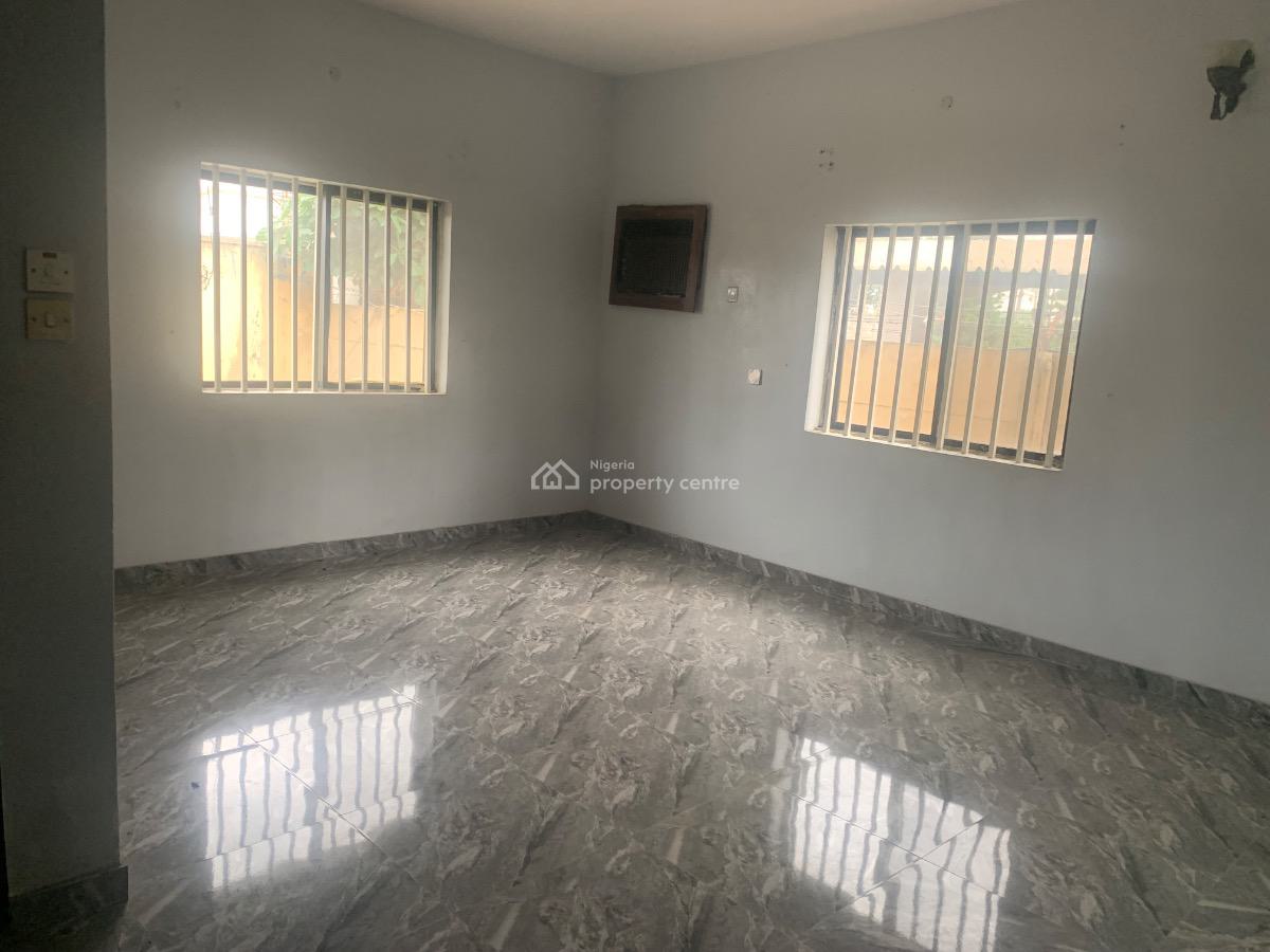 Well Maintained 3 Bedrooms Flat, Ikeja Gra, Ikeja, Lagos, Flat / Apartment for Sale