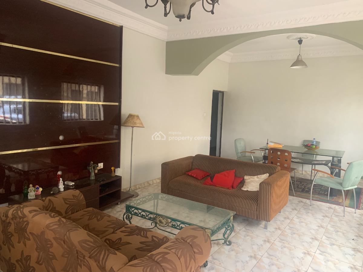 Well Maintained 3 Bedrooms Flat, Ikeja Gra, Ikeja, Lagos, Flat / Apartment for Sale