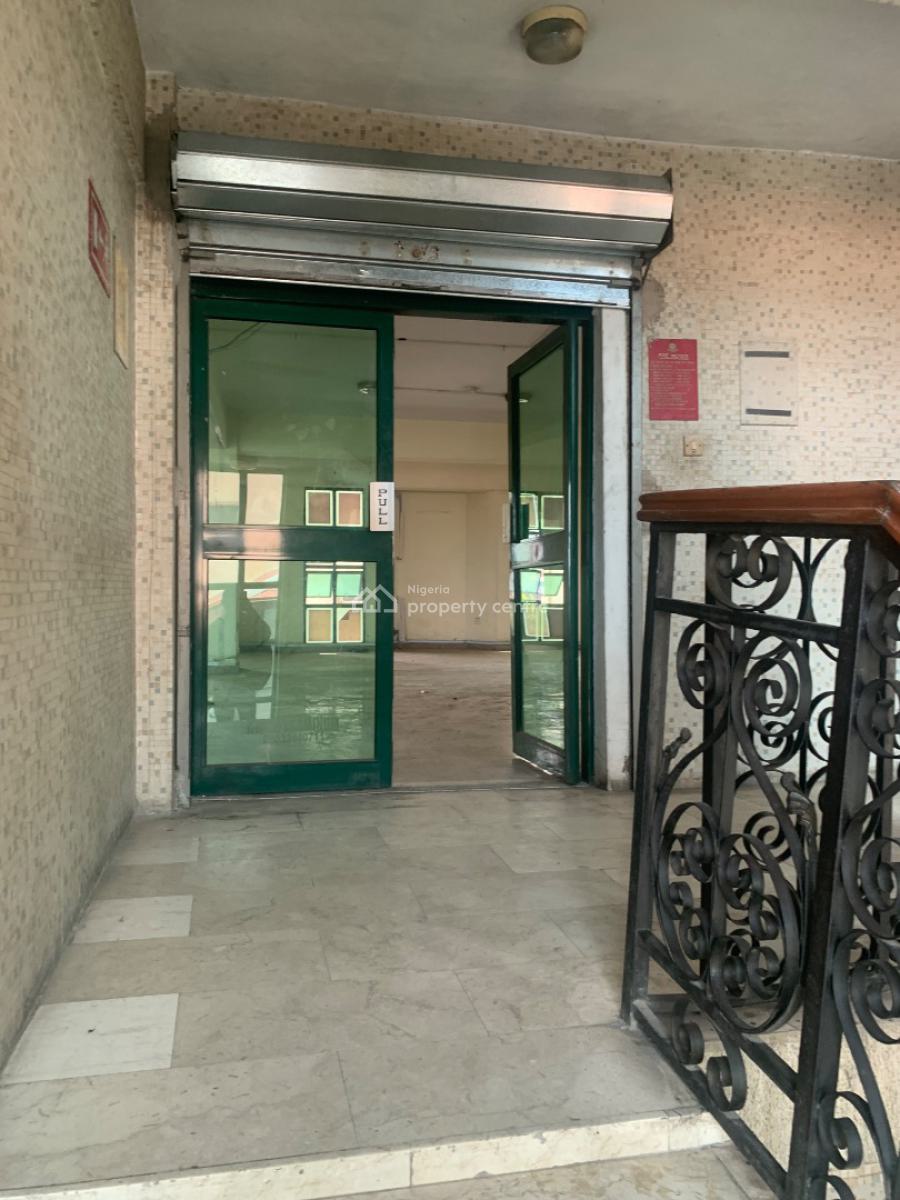 360sqm Spacious and Well Maintained Office Space, Link, Opebi, Ikeja, Lagos, Office Space for Rent