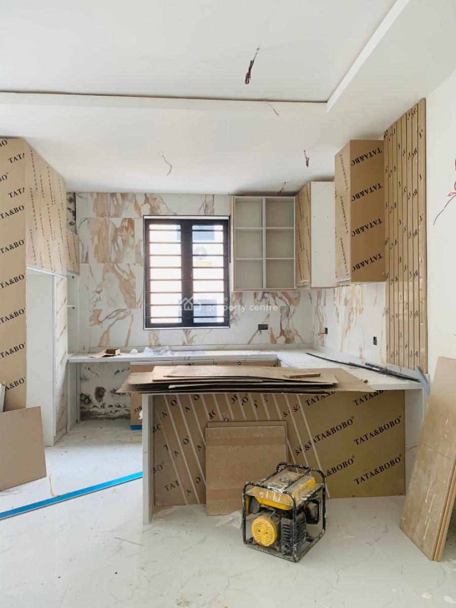 Luxury and Elegant 2 Bedroom Apartment, Lekki Phase 1, Lekki, Lagos, Flat / Apartment for Sale
