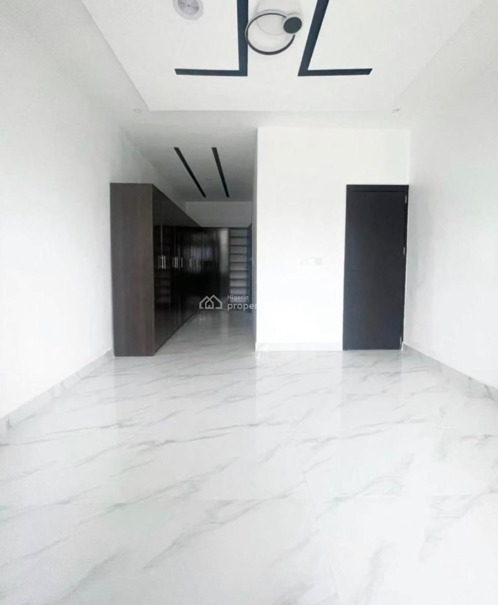4 Bedroom Semi-detached Duplex with Bq, 2nd Toll Gate, Lekki, Lagos, Semi-detached Duplex for Sale