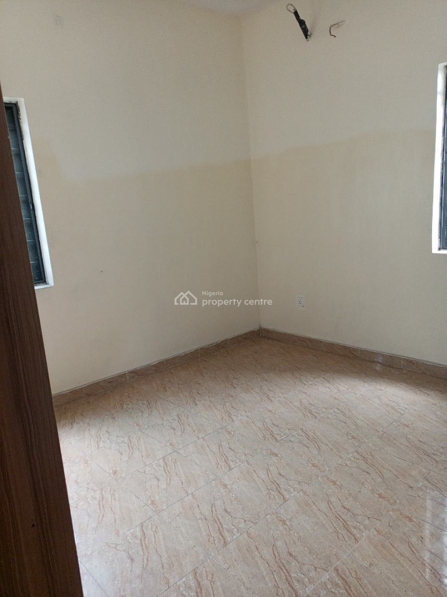 Relatively New 4bedroom with Bq 4car Park, Idado, Lekki, Lagos, Semi-detached Duplex for Rent