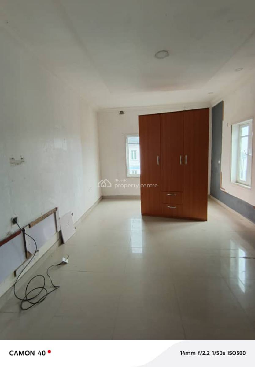 Beautiful 3 Bedroom Flat, Ikota, Lekki, Lagos, Flat / Apartment for Rent