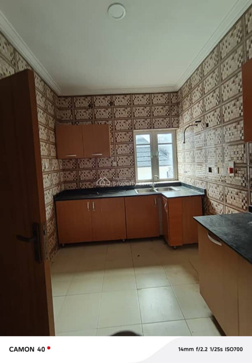 Beautiful 3 Bedroom Flat, Ikota, Lekki, Lagos, Flat / Apartment for Rent