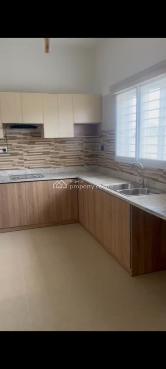 2 Bedroom Flat in Lekki Scheme 2, Lekki Peninsula 2, Lekki Phase 2, Lekki, Lagos, Flat / Apartment for Sale