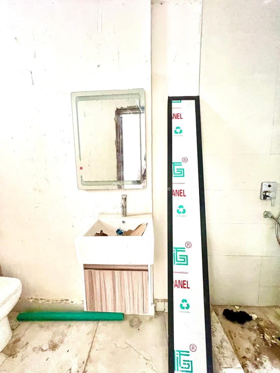 Aesthetically Pleasing 2 Bedroom Maisonette with Swimming Pool and Gym, Newly Built,clean Water, Good Access Road,flood Free, Lekki Phase 1, Lekki, Lagos, Flat / Apartment for Rent