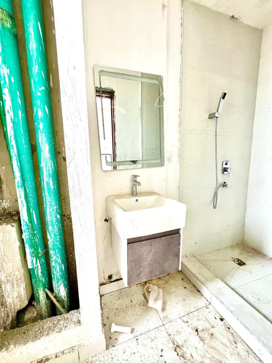 Aesthetically Pleasing 2 Bedroom Maisonette with Swimming Pool and Gym, Newly Built,clean Water, Good Access Road,flood Free, Lekki Phase 1, Lekki, Lagos, Flat / Apartment for Rent
