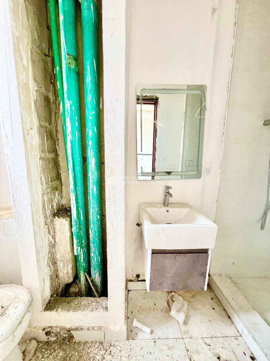 Aesthetically Pleasing 2 Bedroom Maisonette with Swimming Pool and Gym, Newly Built,clean Water, Good Access Road,flood Free, Lekki Phase 1, Lekki, Lagos, Flat / Apartment for Rent