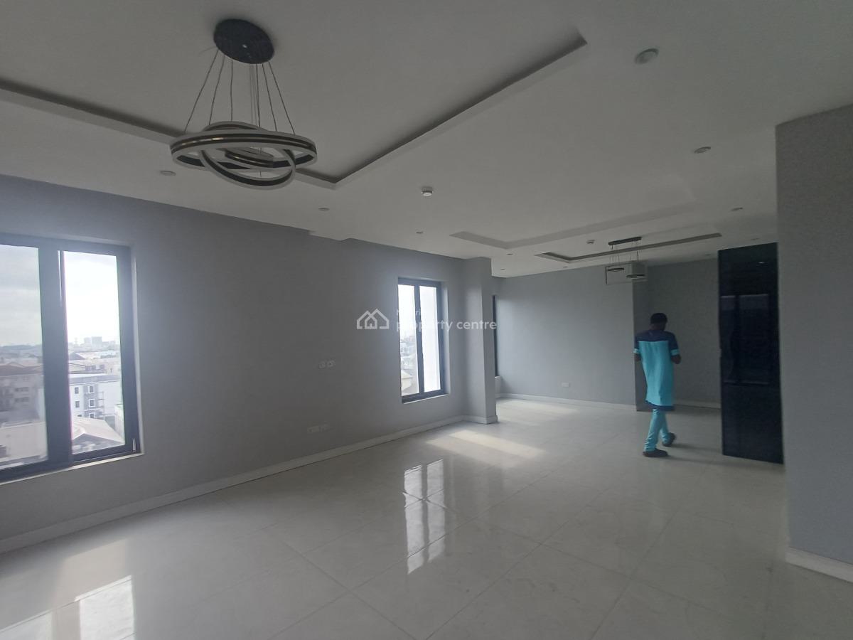 Luxury 3-bedroom Apartment with Bq, Off Admiralty Way, Lekki Phase 1, Lekki, Lagos, Flat / Apartment for Sale