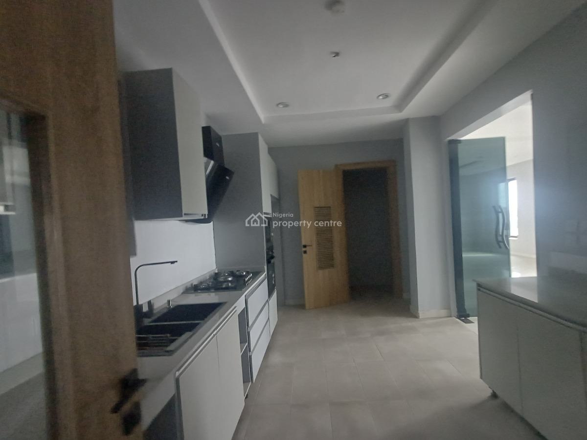 Luxury 3-bedroom Apartment with Bq, Off Admiralty Way, Lekki Phase 1, Lekki, Lagos, Flat / Apartment for Sale