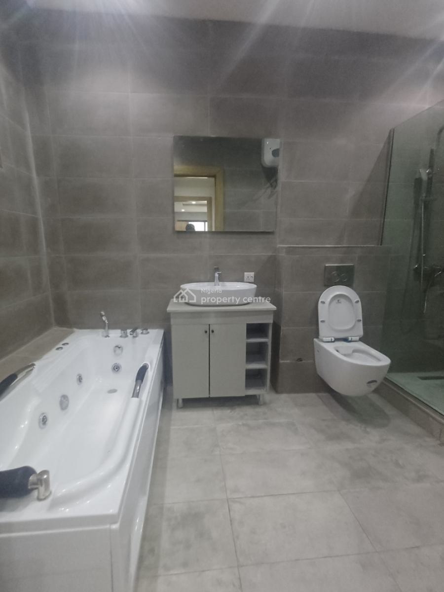 Luxury 3-bedroom Apartment with Bq, Off Admiralty Way, Lekki Phase 1, Lekki, Lagos, Flat / Apartment for Sale