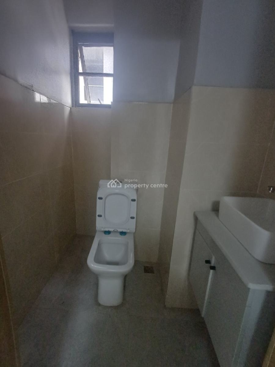 Luxury 3-bedroom Apartment with Bq, Off Admiralty Way, Lekki Phase 1, Lekki, Lagos, Flat / Apartment for Sale