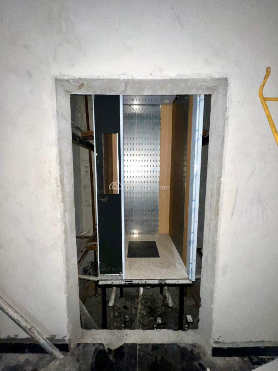 Exquisitely Finished 4 Bedroom Penthouse with Elevator, Swimming Pool, Ikate, Lekki, Lagos, Block of Flats for Sale