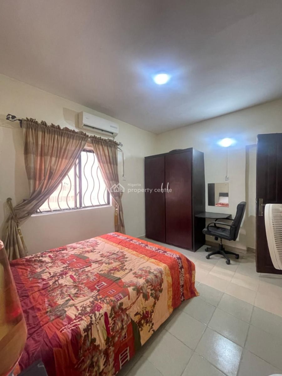 Furnished 2bedrooms & 4bedrooms, Lekki Phase 1, Lekki, Lagos, Flat / Apartment for Rent