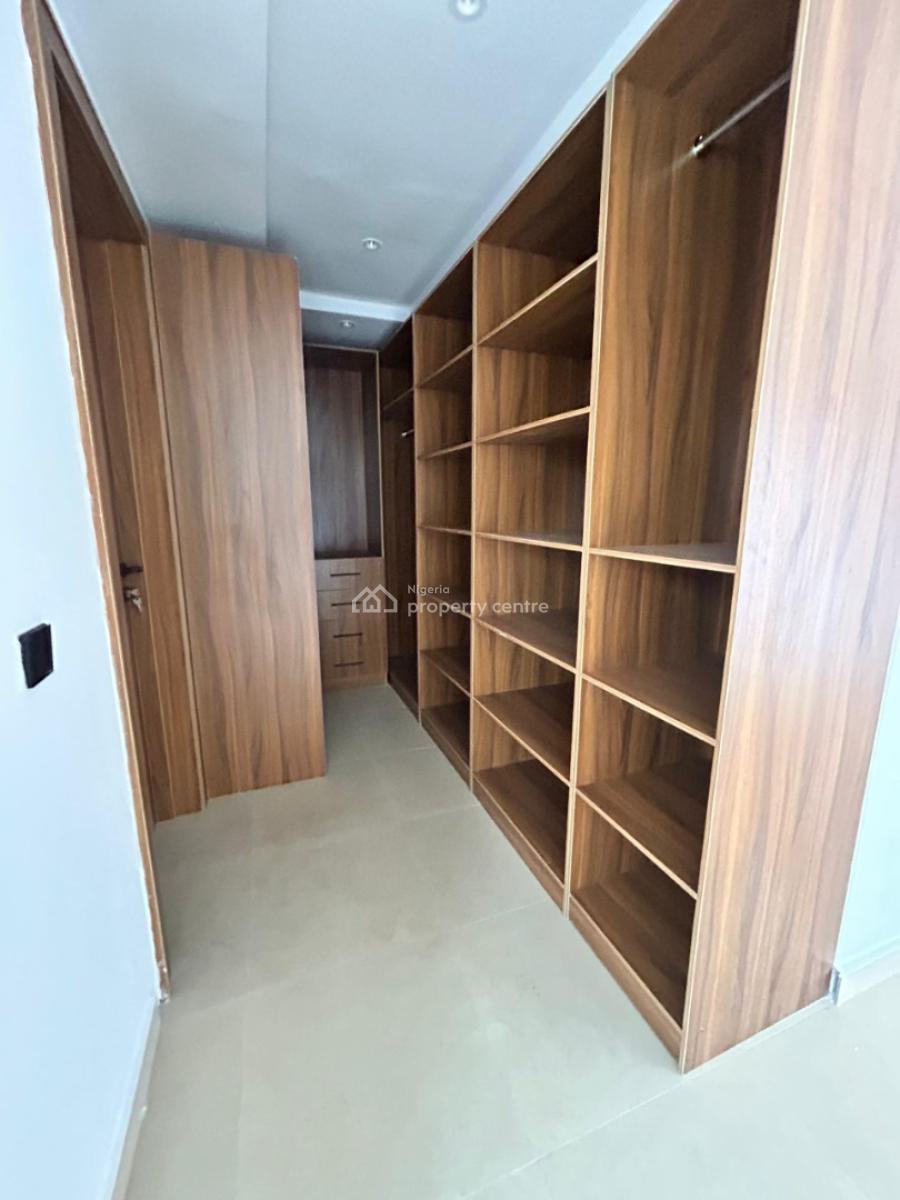 4bedroom Terrace with Bq  Price:#40m (2years Upfront) on a Close in Vi, Victoria Island (vi), Lagos, Semi-detached Duplex for Rent
