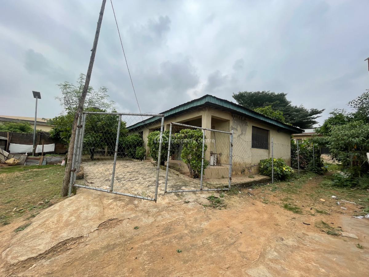 Well Constructed 3 Bedroom Detached Bungalow, Back of Ance Building, Jericho-aleshinloye Road, Jericho., Jericho, Ibadan, Oyo, Detached Bungalow for Sale