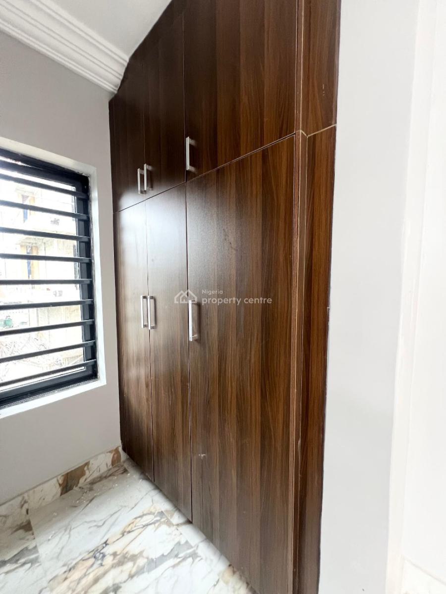 Units of 3bed Flat Available in Old Ikoyi, Old Ikoyi, Ikoyi, Lagos, Flat / Apartment for Rent