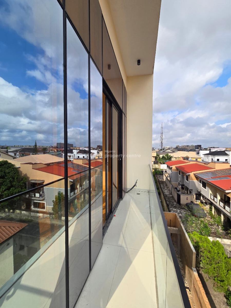 Luxury 3 Bedroom Apartment with Gym and Swimming Pool, Lekki Phase 1, Lekki, Lagos, Flat / Apartment for Sale