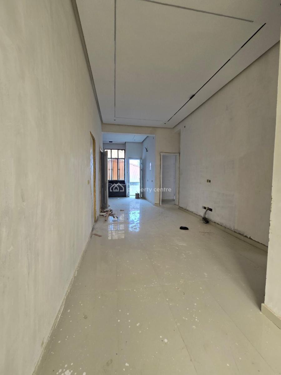 Luxury 3 Bedroom Apartment with Gym and Swimming Pool, Lekki Phase 1, Lekki, Lagos, Flat / Apartment for Sale