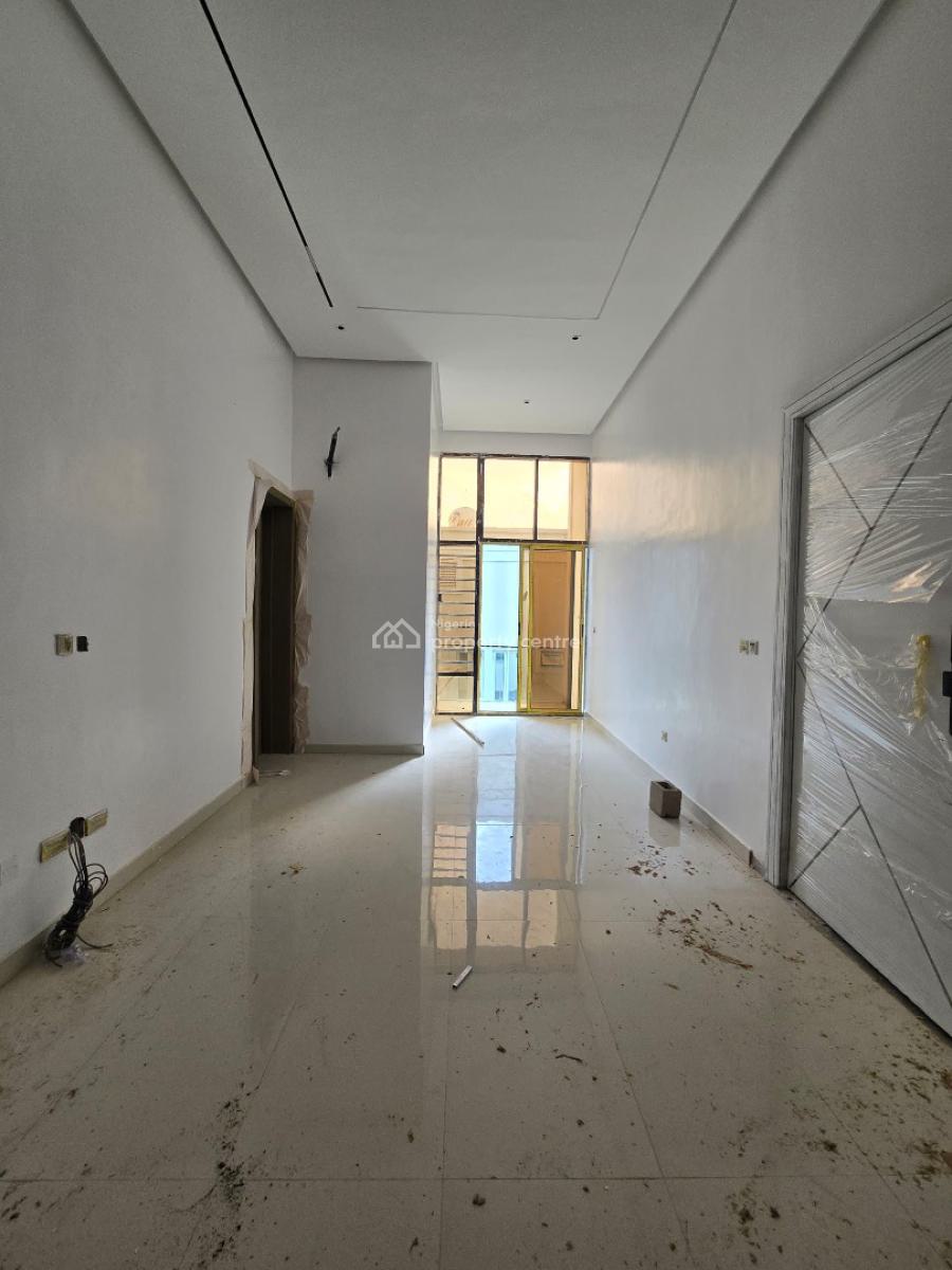 Luxury 3 Bedroom Apartment with Gym and Swimming Pool, Lekki Phase 1, Lekki, Lagos, Flat / Apartment for Sale