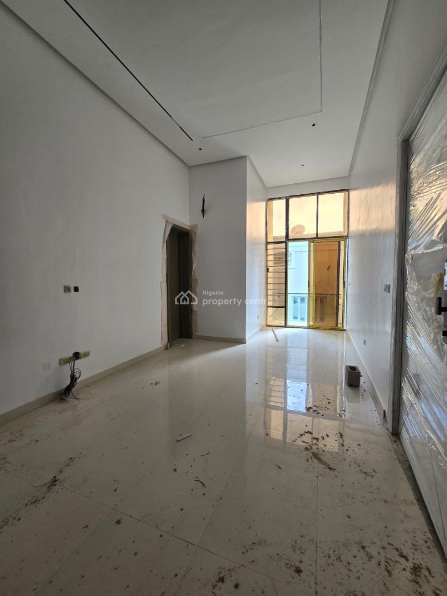 Luxury 3 Bedroom Apartment with Gym and Swimming Pool, Lekki Phase 1, Lekki, Lagos, Flat / Apartment for Sale