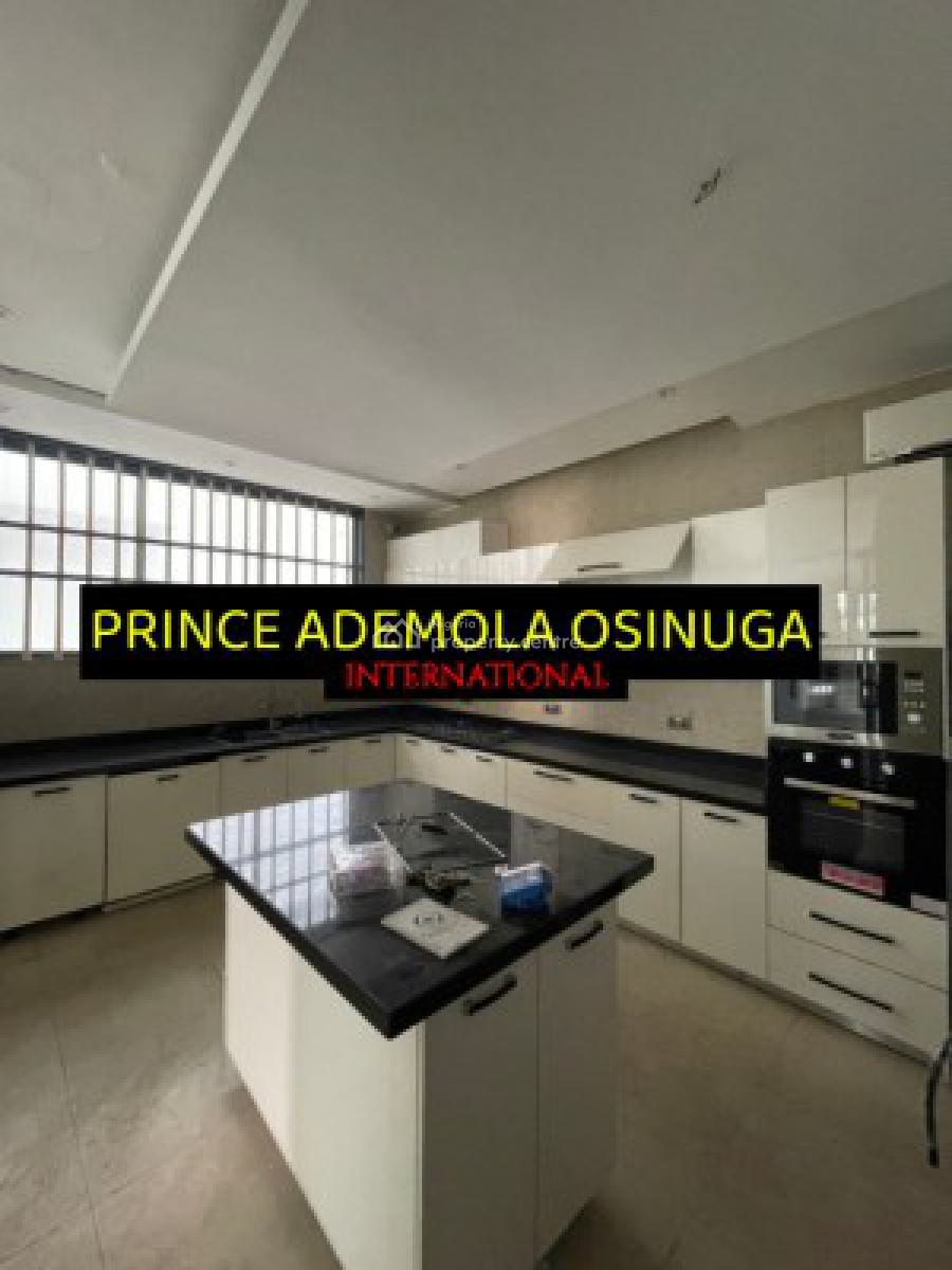 Detached House Within a Shared Premises + 2 Bq, Ikoyi, Lagos, House for Sale