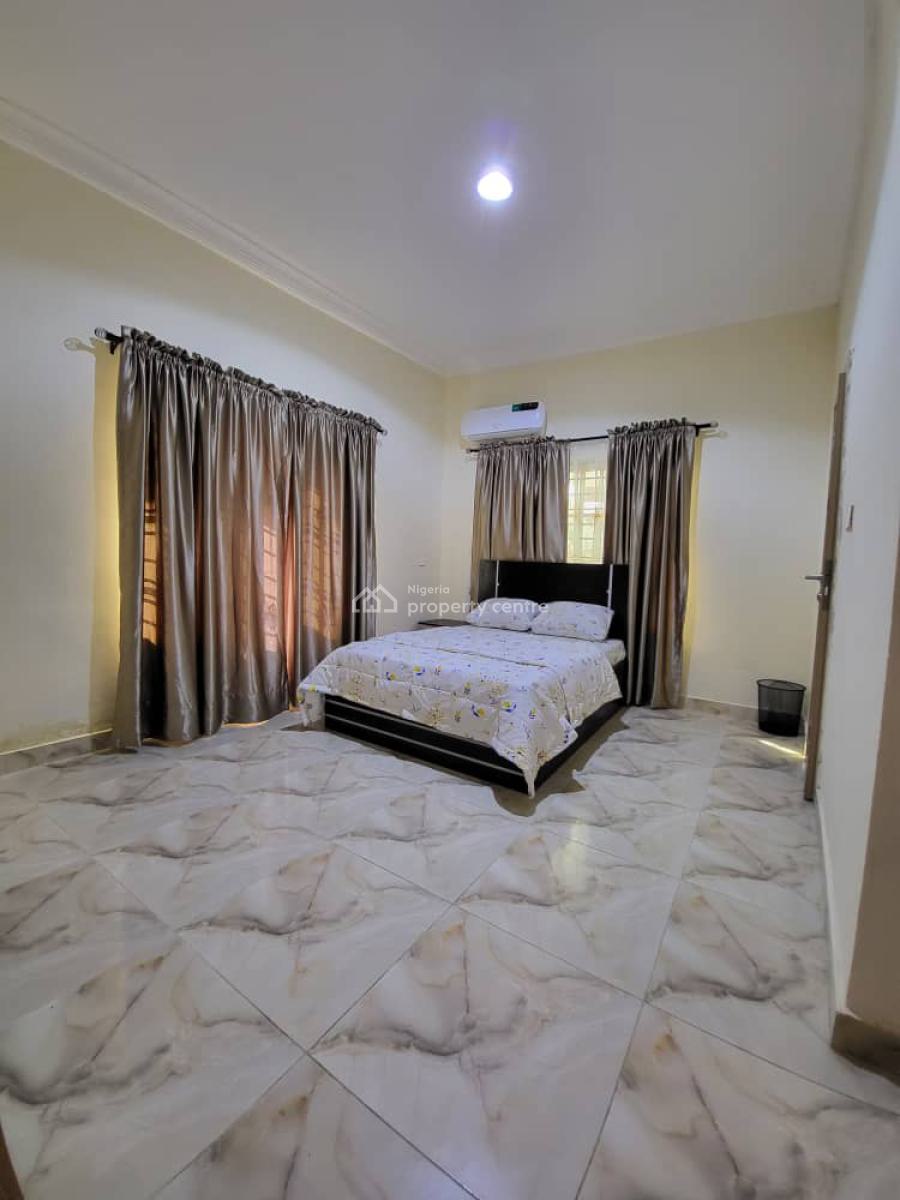 a Perfect Staycation Apartment Fully Serviced 4-bedroom Duplex, Lagos Business School, Ajah, Lagos, Detached Duplex Short Let