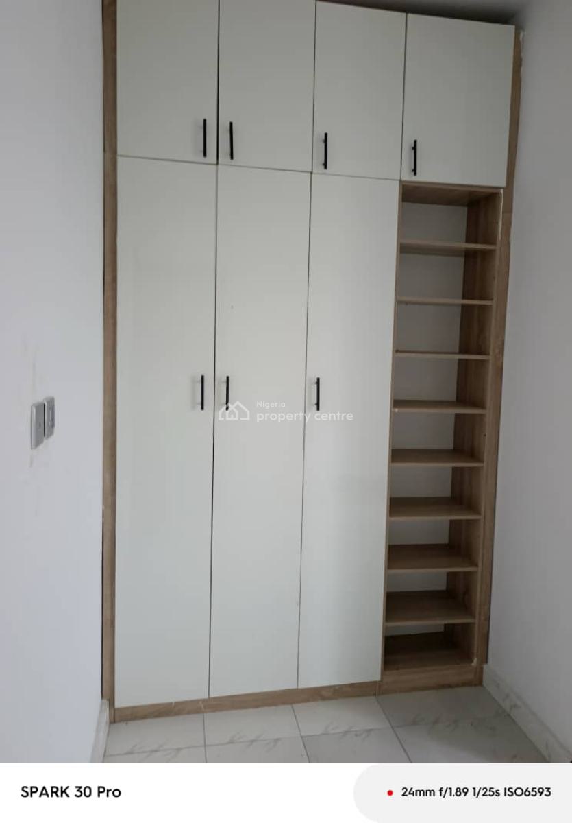 Self Contain with and Open Plan Kitchen, Ologolo, Lekki, Lagos, Self Contain (single Rooms) for Rent