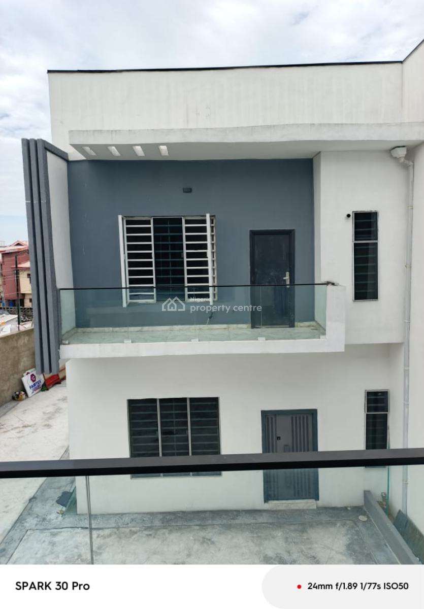 Self Contain with and Open Plan Kitchen, Ologolo, Lekki, Lagos, Self Contain (single Rooms) for Rent
