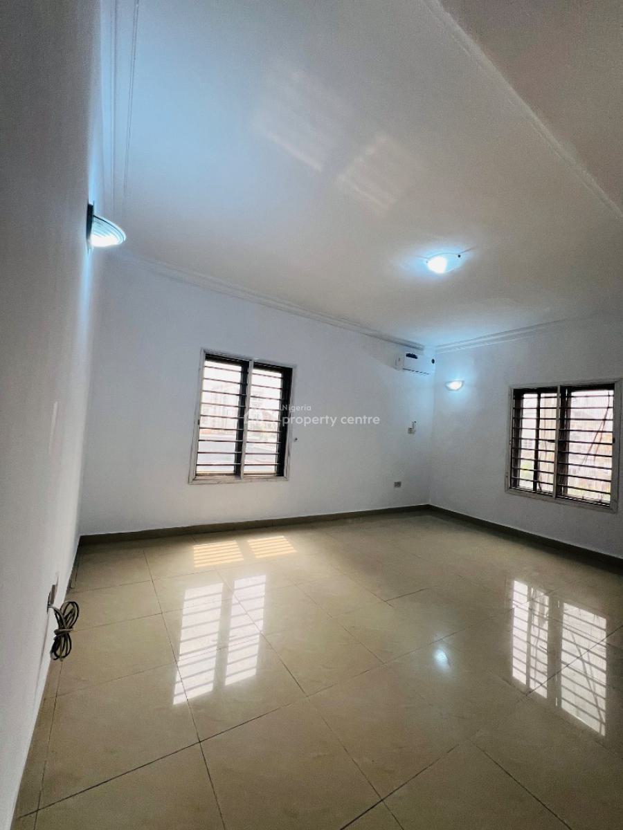 3 Bedroom Apartment with a Bq in a Beautiful Neighborhood, Lekki, Lekki Phase 1, Lekki, Lagos, Flat / Apartment for Rent