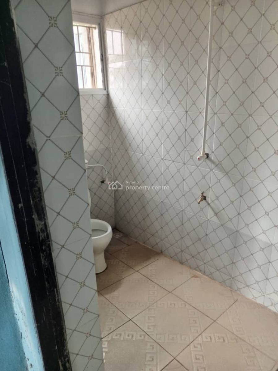 2 Bedroom Flat with Sweet Modern Facilities, Alarere, Old Ife Road, Ibadan, Oyo, Flat / Apartment for Rent