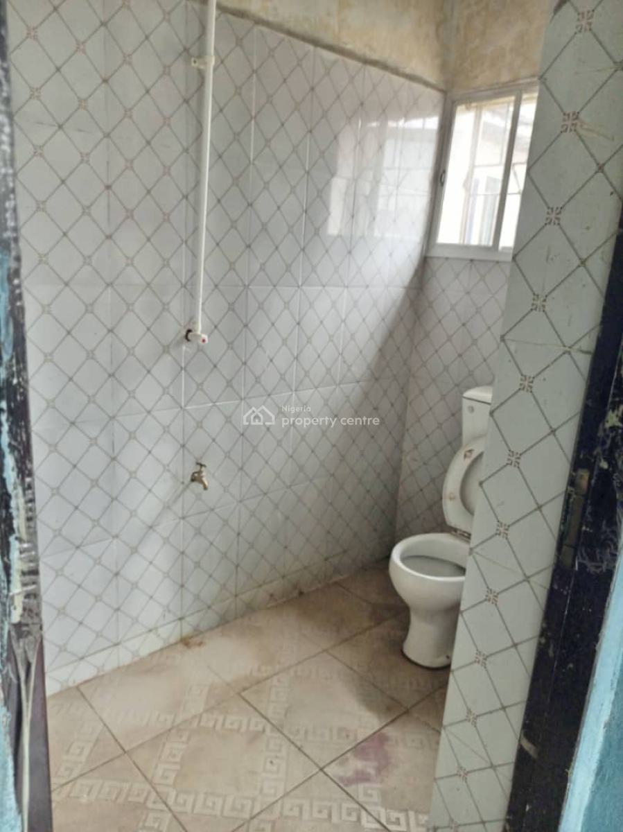 2 Bedroom Flat with Sweet Modern Facilities, Alarere, Old Ife Road, Ibadan, Oyo, Flat / Apartment for Rent