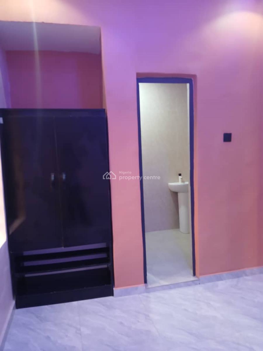 Exquisite 4bedroom Duplex in an Estate Along Isheri Igando Road, All R, Egbeda, Alimosho, Lagos, House for Sale