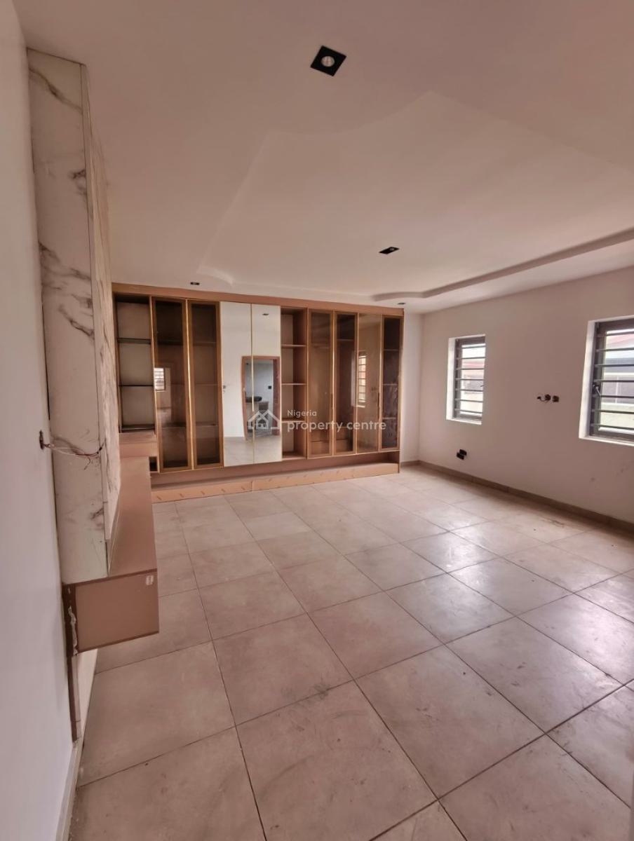 5 Bedroom Fully Detached Duplexes with Bq in a Secured Estate, 5 Bedroom Fully Detached Duplexes with Bq in a Secured Estate, Gra Phase 2, Magodo, Lagos, Detached Duplex for Sale